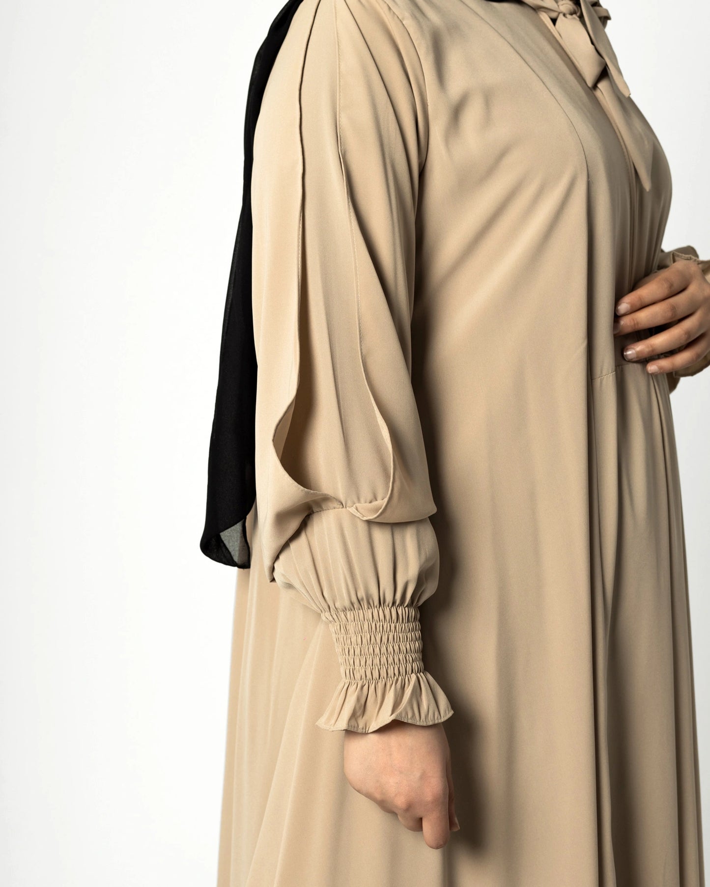 عباية كريب بطبقتين