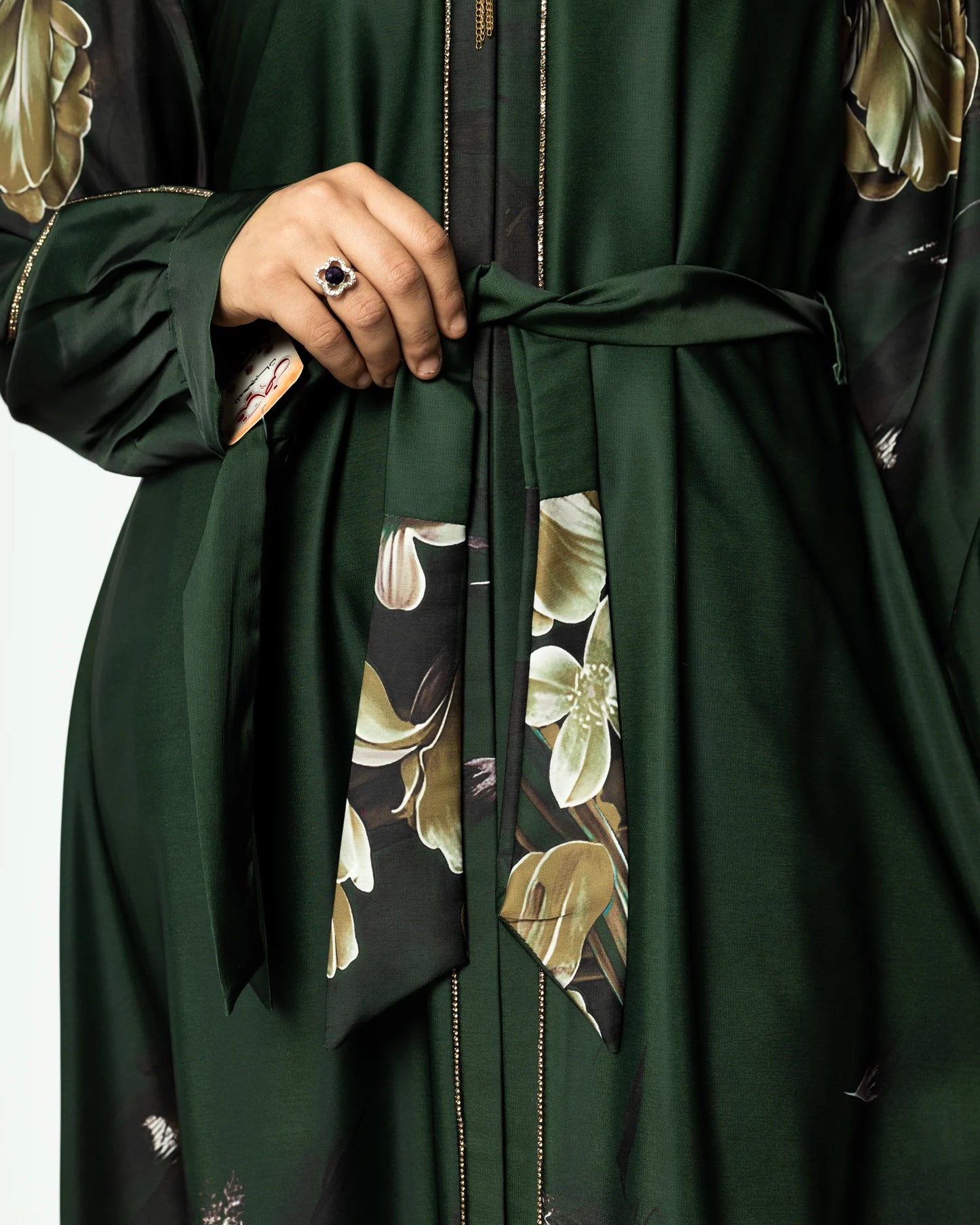 عباية الشام الأنيقة بنقشة زهرية