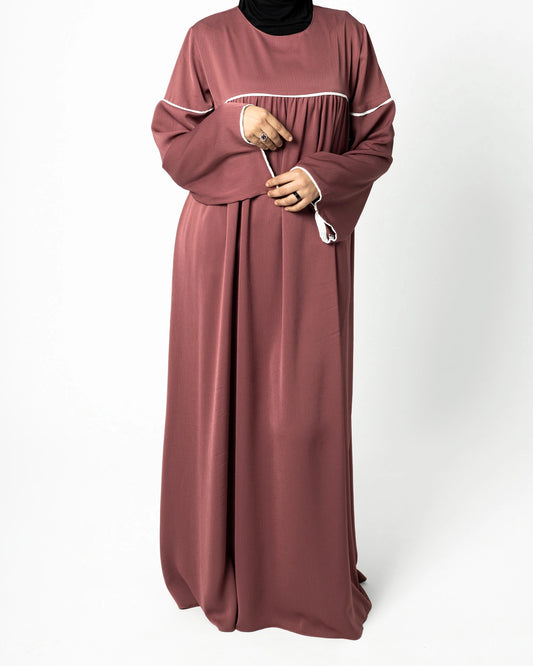 عباية حبيبة المقلم